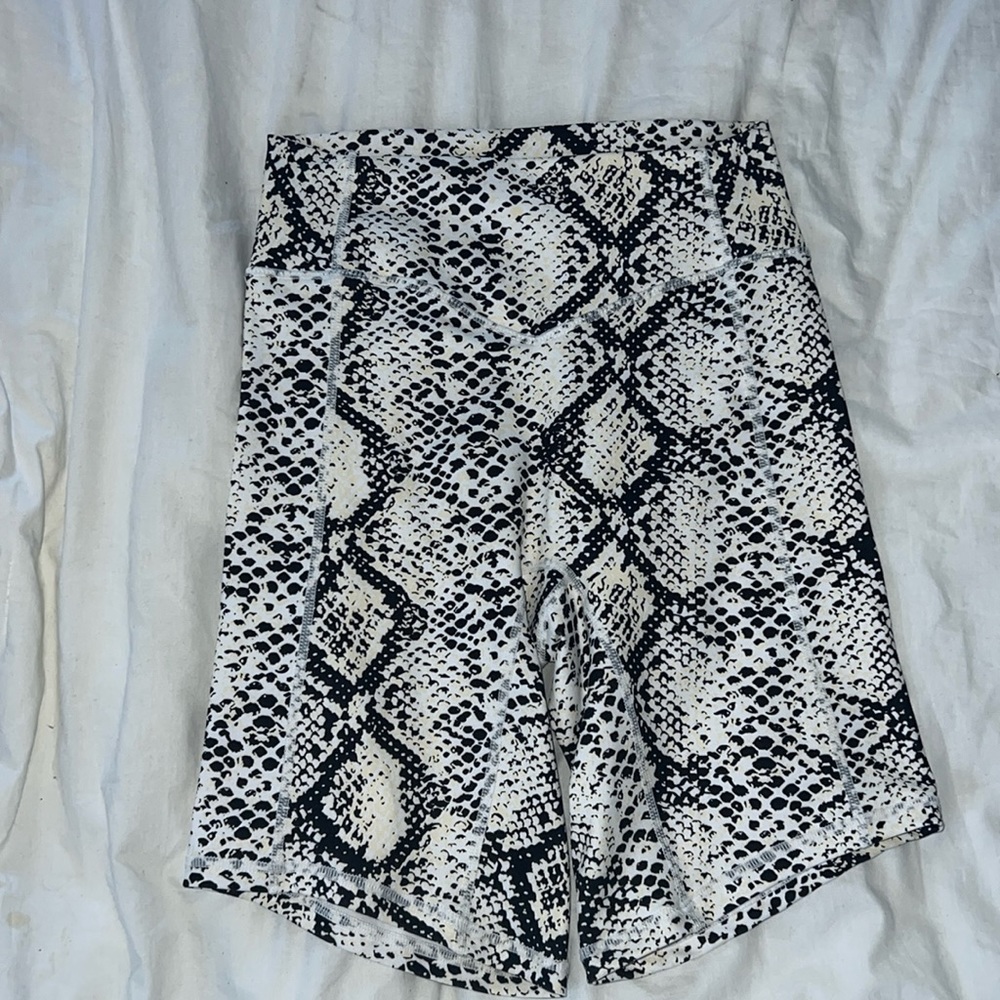 Vitality / balance athletica biker shorts